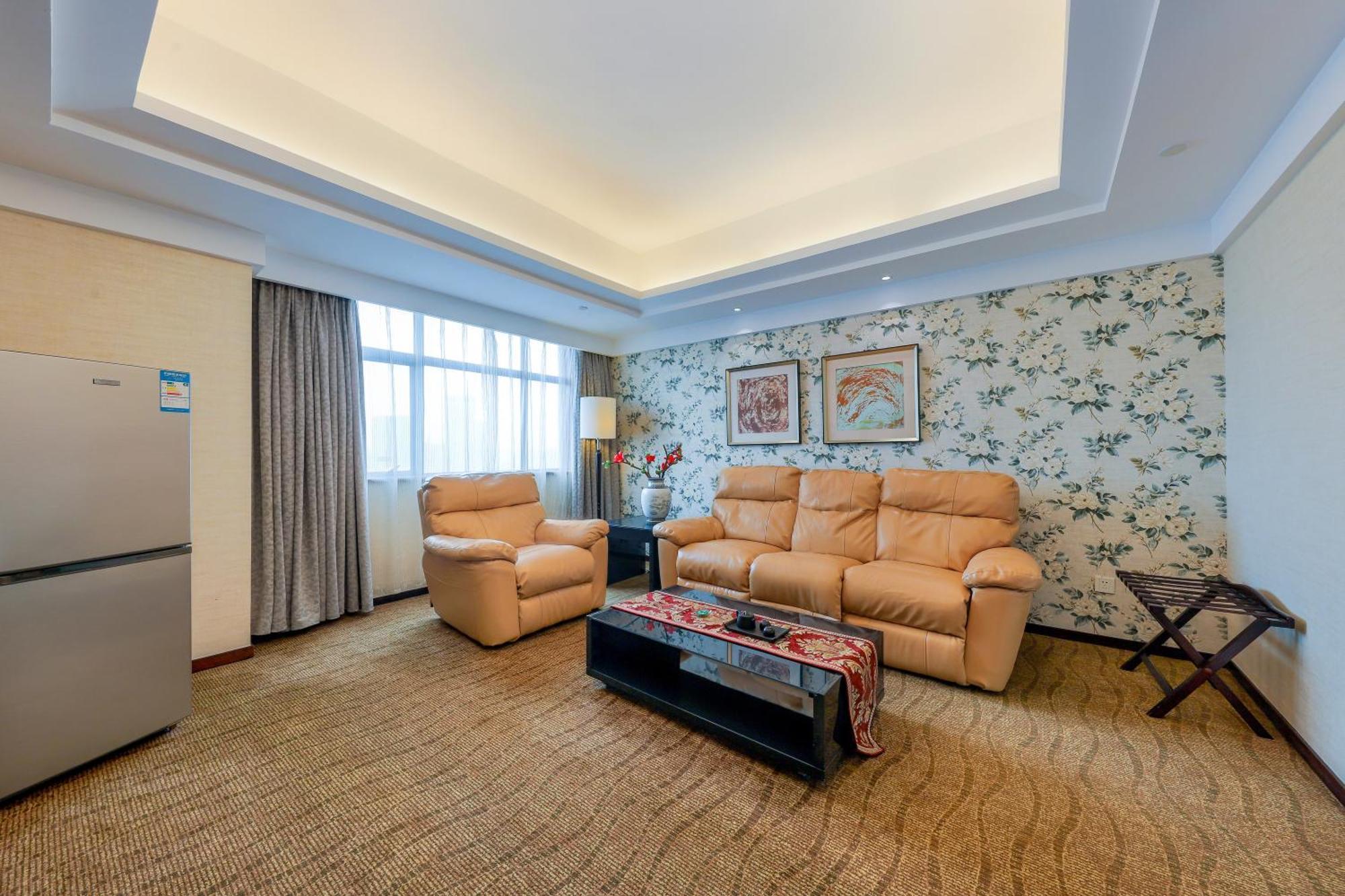 Zhengzhou Yuehai Hotel Exterior photo