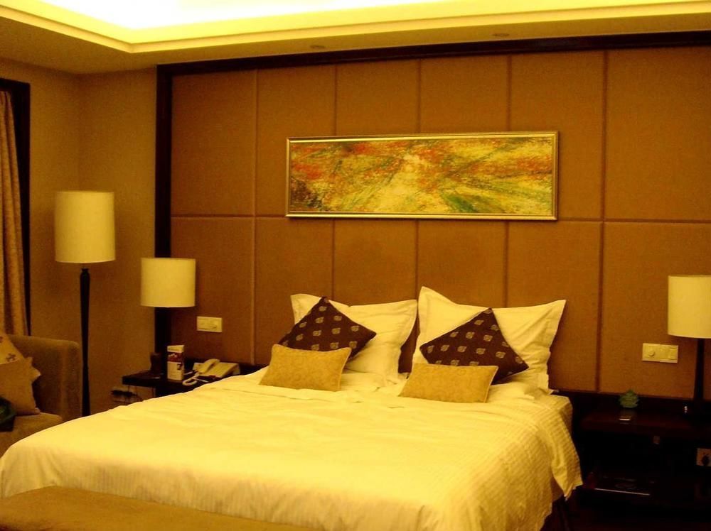 Zhengzhou Yuehai Hotel Exterior photo