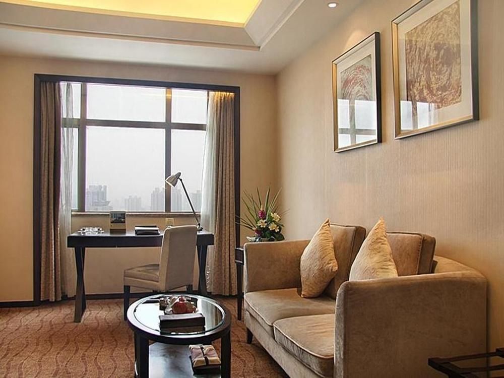 Zhengzhou Yuehai Hotel Exterior photo
